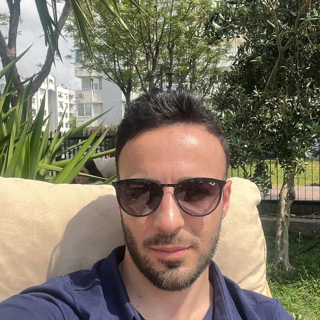 Sinan H.
