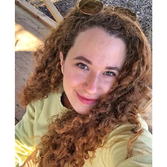Ayça B.