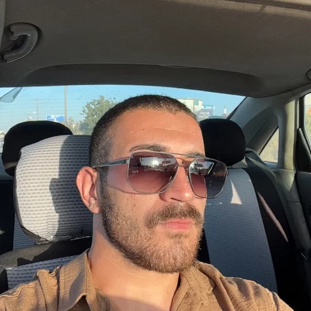 Taha K.