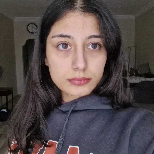 Aybüke E.